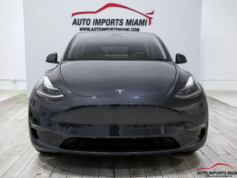 Used 2024 Tesla Model Y Long Range AWD/4WD image 30