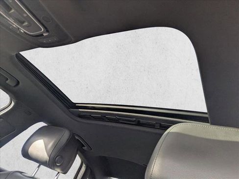 Used 2017 Audi A4 2.0T Premium Plus w/ Premium Plus Package image 17