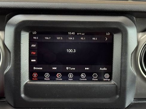 Used 2021 Jeep Gladiator Sport AWD/4WD image 8