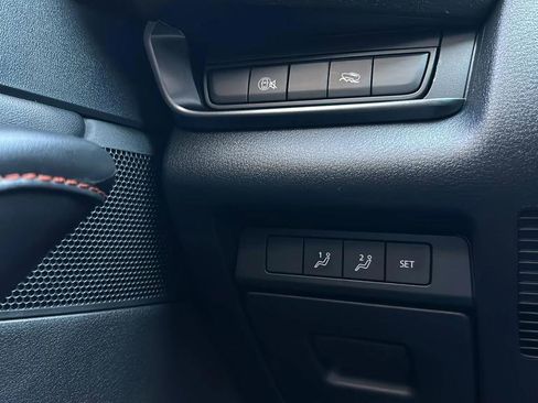 Used 2025 MAZDA CX-30 Carbon image 24