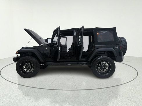 Used 2014 Jeep Wrangler Unlimited Sport w/ Quick Order Package 24S AWD/4WD image 11