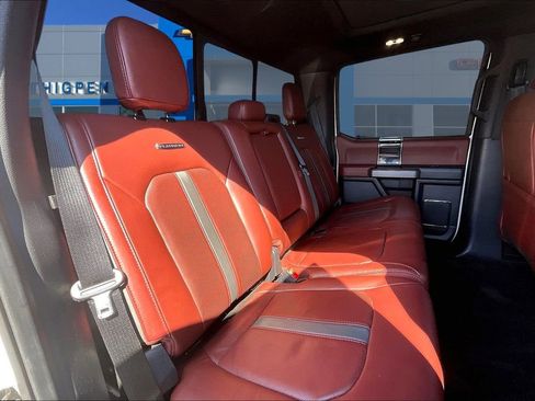 Used 2022 Ford F250 Platinum w/ FX4 Off-Road Package image 26