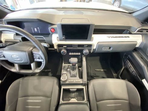 Used 2024 Toyota Tacoma TRD Off-Road AWD/4WD image 23