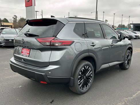 New 2026 Nissan Rogue SV image 6
