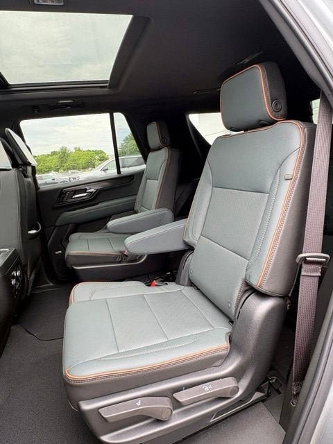 New 2026 GMC Yukon AT4 w/ AT4 Premium Plus Package AWD/4WD image 16