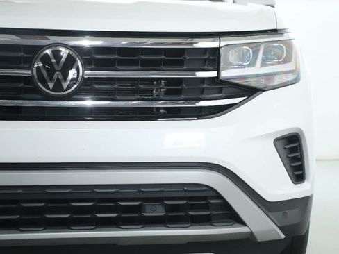 Used 2023 Volkswagen Atlas SEL AWD/4WD image 8