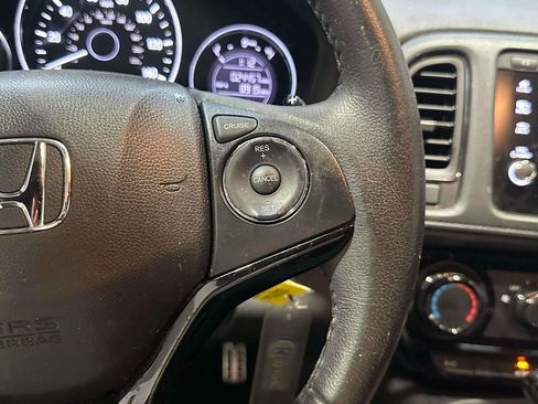 Used 2021 Honda HR-V Sport image 19