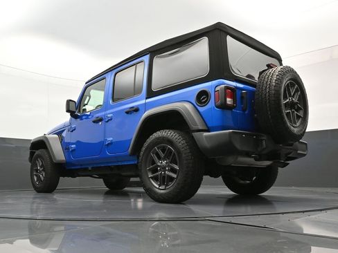 Used 2024 Jeep Wrangler Sport S image 24