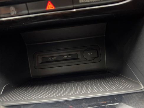 Used 2022 Volkswagen Atlas SE image 69