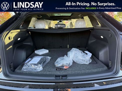 New 2026 Volkswagen Atlas Cross Sport SEL Premium R-Line AWD/4WD image 11