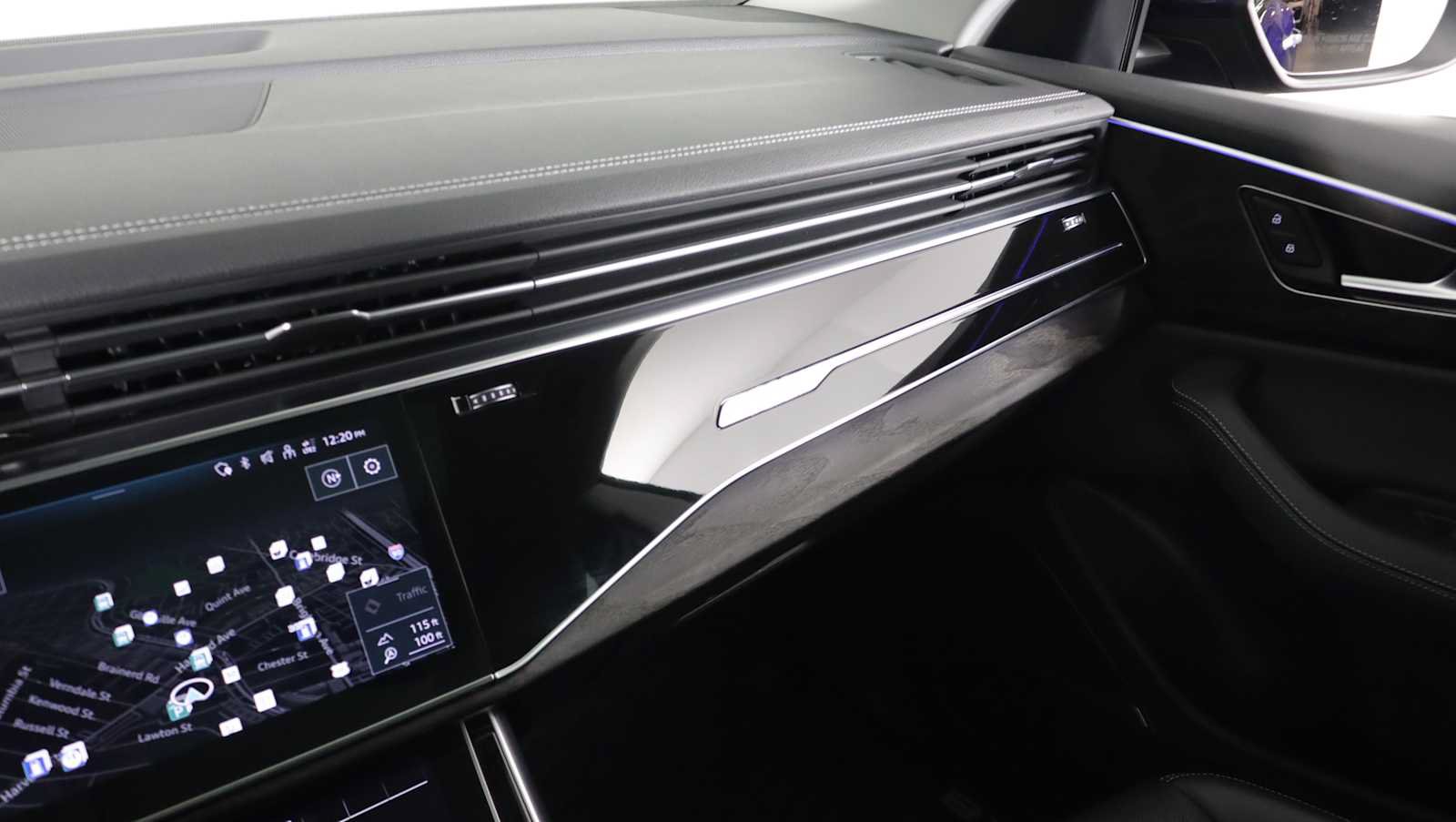 Used 2023 Audi Q8 Premium Plus AWD/4WD image 28