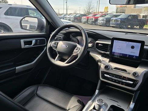 Certified 2023 Ford Explorer XLT w/ Equipment Group 202A AWD/4WD image 22