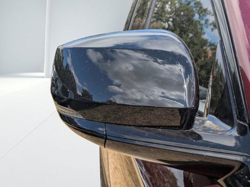 New 2025 Jeep Grand Cherokee Altitude image 10