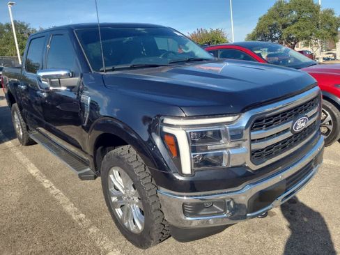 Used 2025 Ford F150 Lariat w/ Equipment Group 501A Mid AWD/4WD image 4