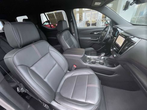 Certified 2023 Chevrolet Traverse RS image 28