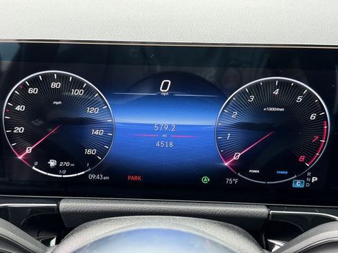 Used 2026 Mercedes-Benz GLA 250 4MATIC image 25