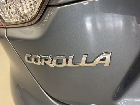 Used 2020 Toyota Corolla LE image 30