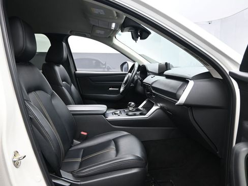 Used 2024 MAZDA CX-90 3.3 Turbo w/ Select Package image 35