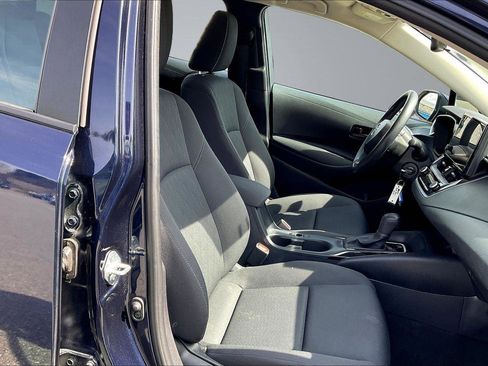 Used 2024 Toyota Corolla LE FWD image 7
