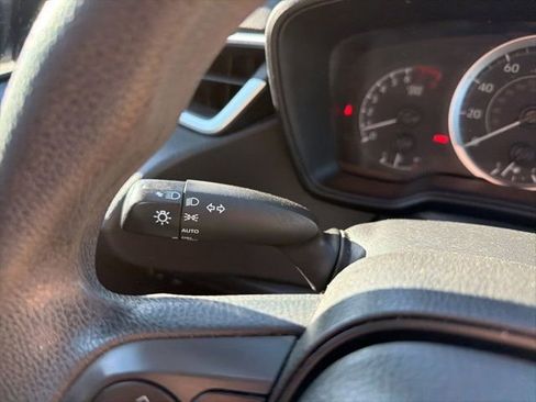 Used 2021 Toyota Corolla LE image 30