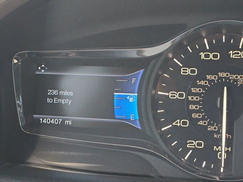 Used 2014 Lincoln MKX FWD w/ Equipment Group 102A image 26