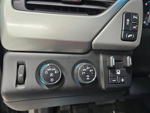 Used 2016 Chevrolet Tahoe LT image 34