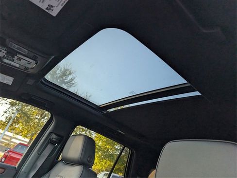New 2026 GMC Yukon Denali w/ Sun & Power Step Package image 19