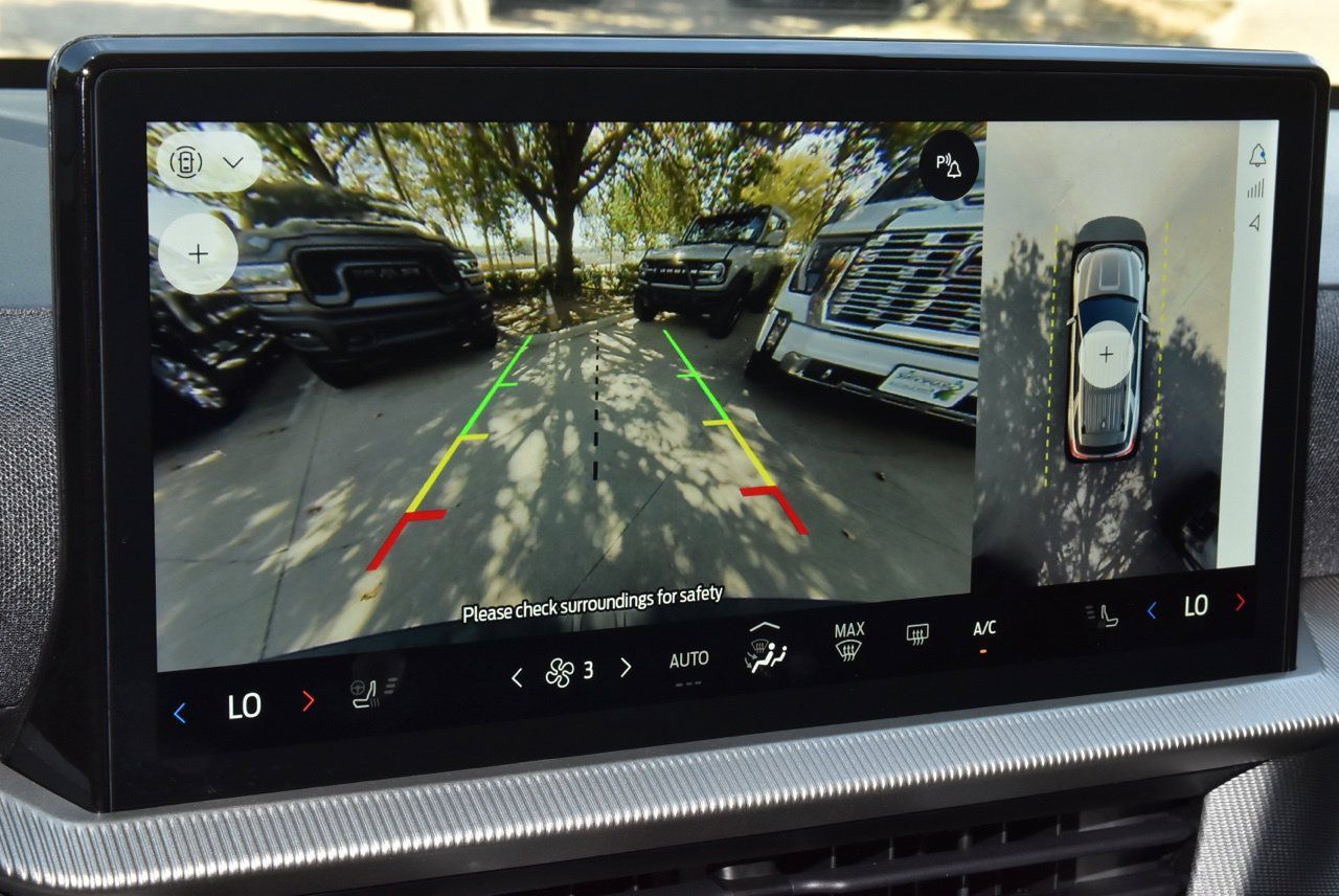 Certified 2025 Ford Explorer ST-Line RWD image 29