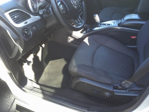 Used 2013 Dodge Journey SXT w/ Flexible Seating Group image 11