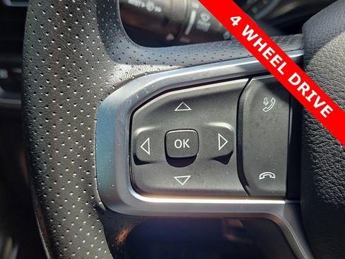 Used 2025 RAM 1500 Warlock AWD/4WD image 21