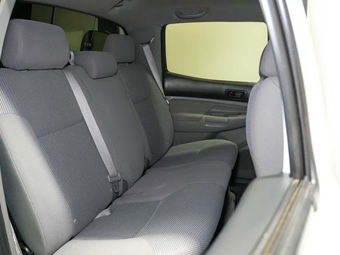 Used 2006 Toyota Tacoma PreRunner RWD image 20