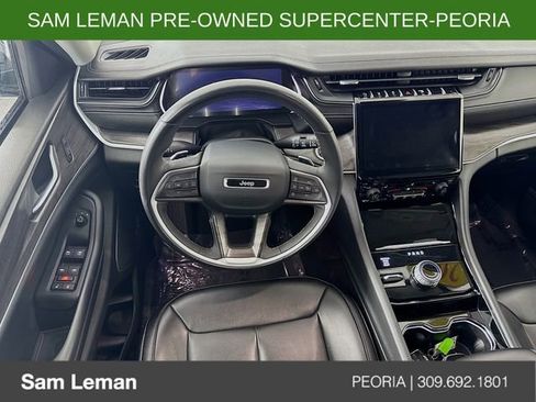 Used 2023 Jeep Grand Cherokee L Limited image 23