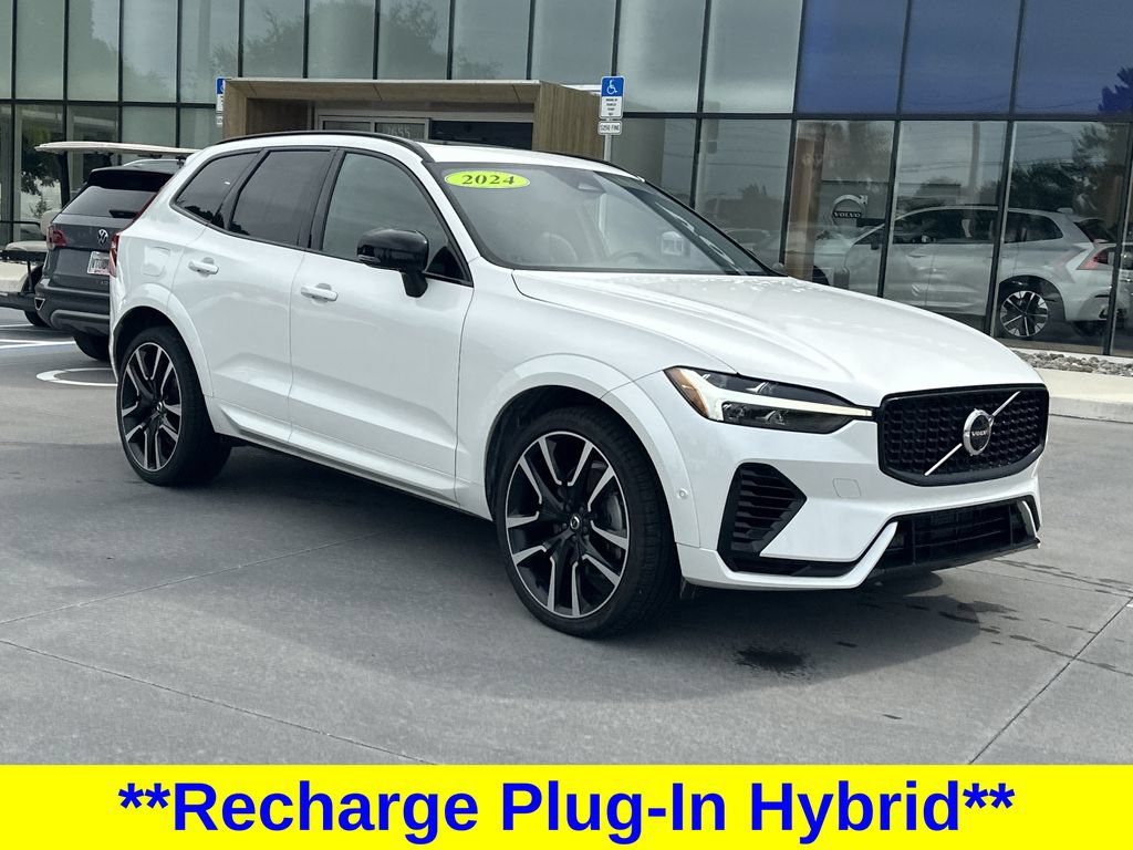 Certified 2024 Volvo XC60 T8 Ultimate w/ Protection Package Premier AWD/4WD image 4