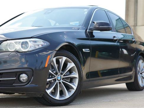 Used 2016 BMW 528i xDrive Sedan AWD/4WD image 9