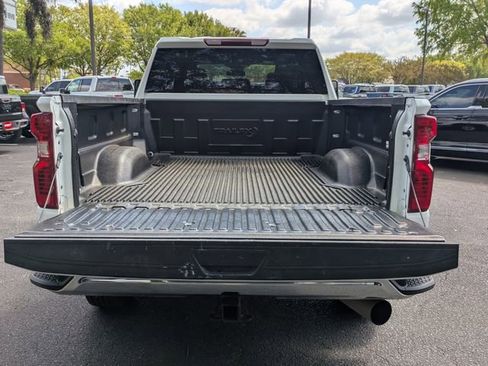 Used 2025 Chevrolet Silverado 2500 LT w/ Convenience Package image 14