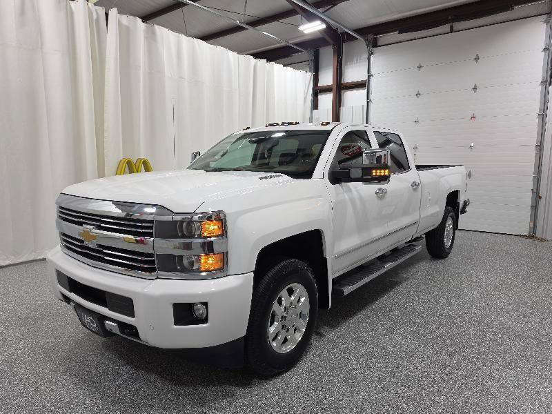 Used 2015 Chevrolet Silverado 3500 High Country w/ Duramax Plus Package AWD/4WD image 3
