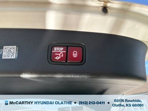 Used 2023 Mercedes-Benz GLC 300 4MATIC image 20