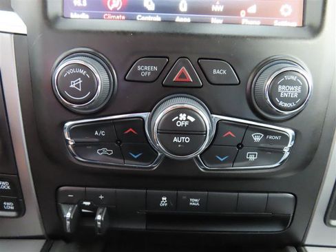 Used 2023 RAM 1500 Classic SLT w/ Trailer & Traction Group image 29