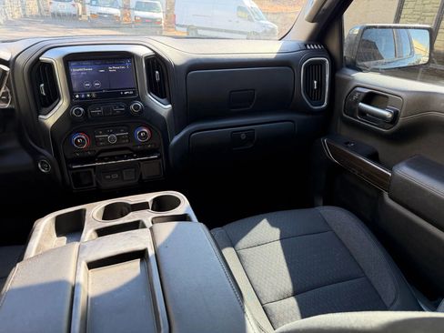 Used 2021 Chevrolet Silverado 1500 LT AWD/4WD image 13