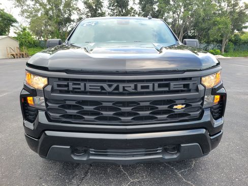 Certified 2022 Chevrolet Silverado 1500 Custom RWD image 2