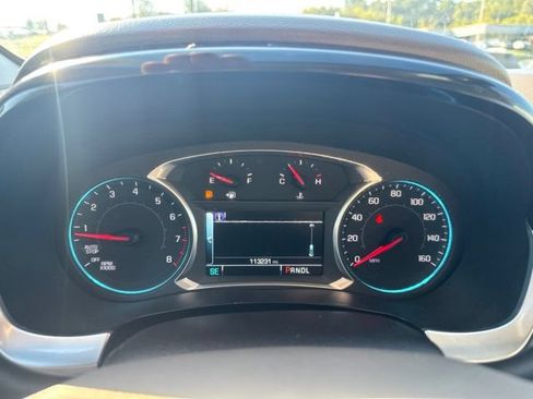Used 2018 Chevrolet Traverse LT FWD image 24