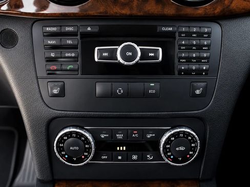 Used 2014 Mercedes-Benz GLK 350 4MATIC image 14