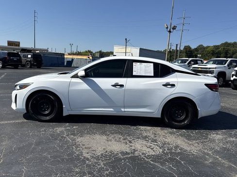 Used 2025 Nissan Sentra S FWD image 4