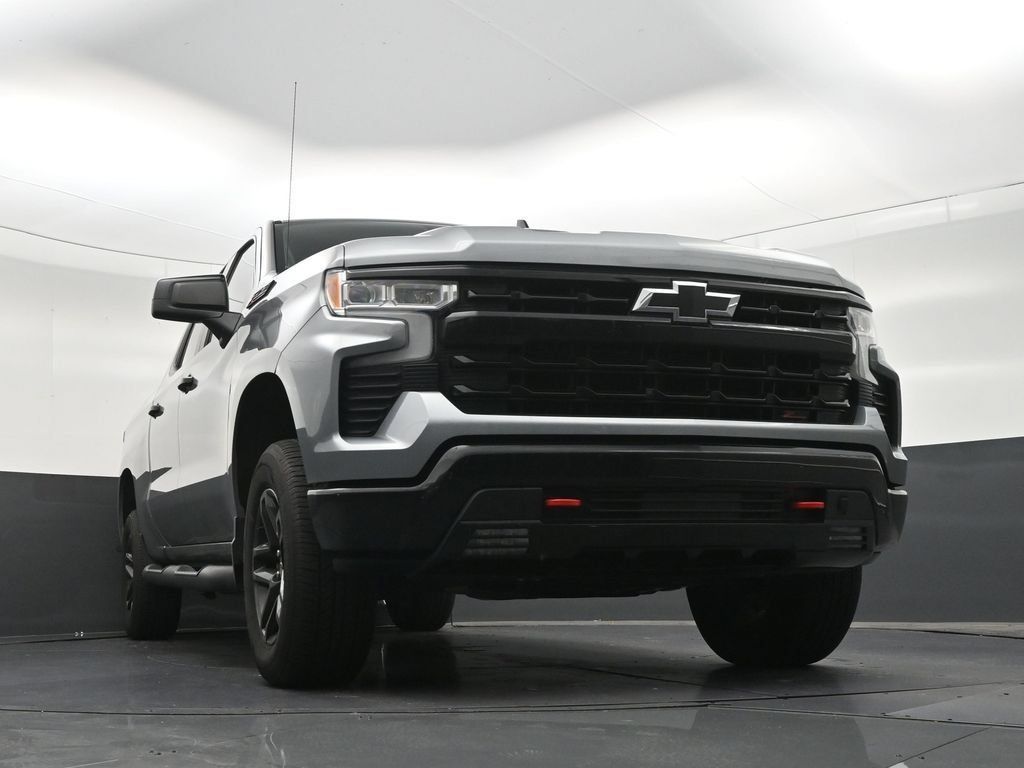 Used 2024 Chevrolet Silverado 1500 LT Trail Boss w/ Convenience Package II AWD/4WD image 30