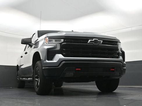 Used 2024 Chevrolet Silverado 1500 LT Trail Boss w/ Convenience Package II AWD/4WD image 30