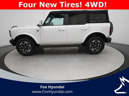 Used 2022 Ford Bronco Outer Banks image 23