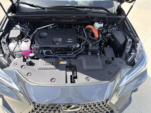 Used 2025 Lexus NX 350h AWD w/ Accessory Package (2T) image 33
