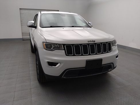 Used 2018 Jeep Grand Cherokee Limited image 14