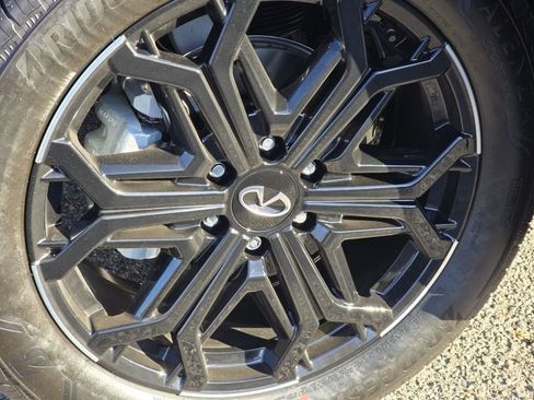 New 2026 INFINITI QX80 Sport image 14