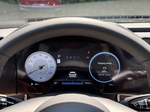 New 2025 Hyundai Elantra Limited w/ Cargo Package image 19